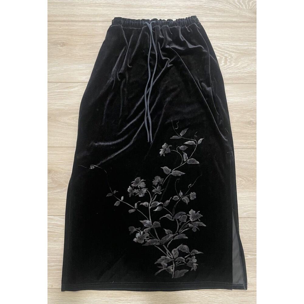 Worthington Black Maxi Skirt with Floral Design